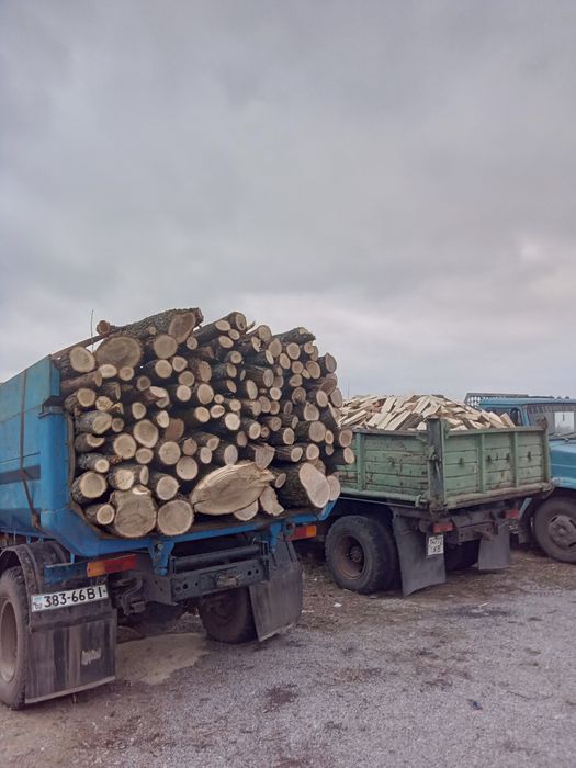 Дрова ,рубані ,метрові 3х метрові ,обрізки..