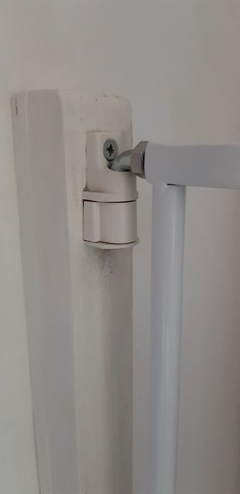 Barreira escadas segurança crianças.