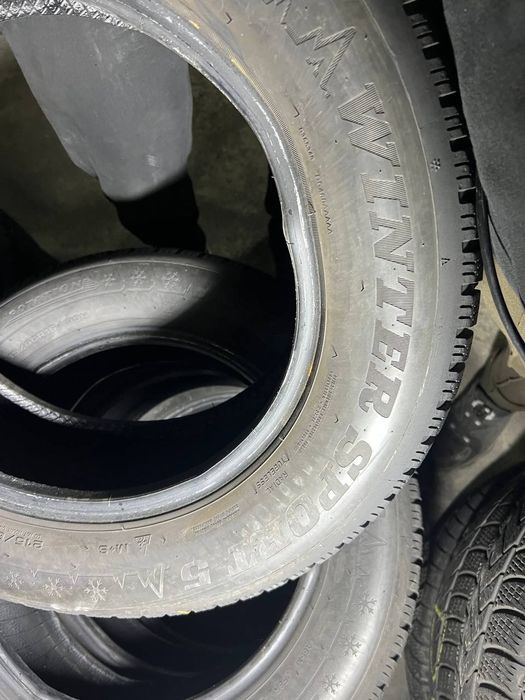 Автошини зимові DUNLOP 215/60/17 (2шт) Резина,Колеса,Гума,Скати,Шини