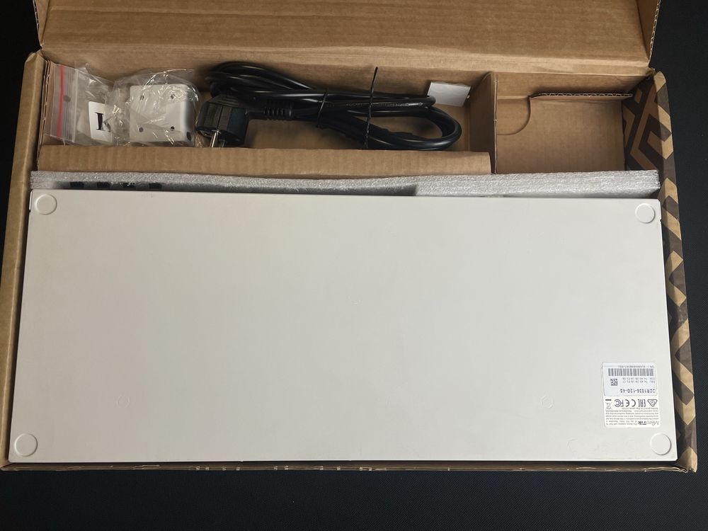 Маршрутизатор Mikrotik CCR1036-12G-4S
