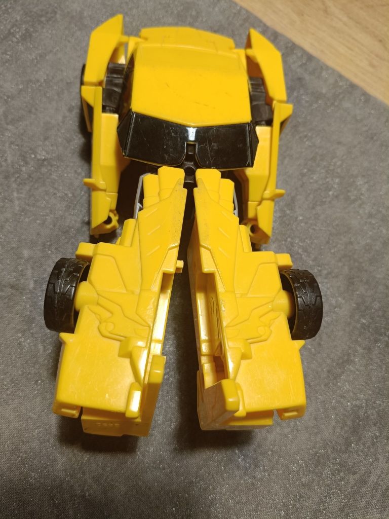 Transformers hasbro bumblebee