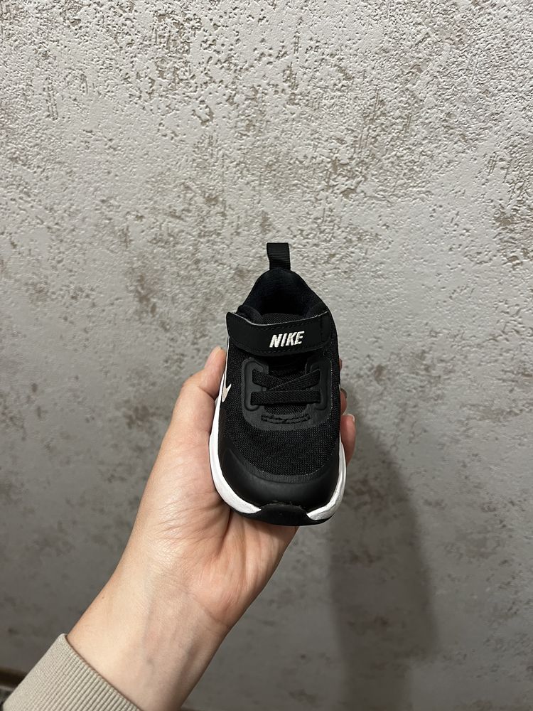 кросівки Nike