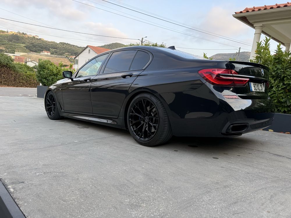 Bmw 730d pack m como novo ** Full Extras **