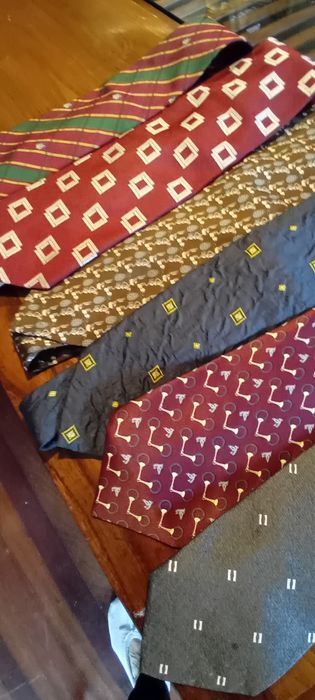 6 Gravatas em estado novo