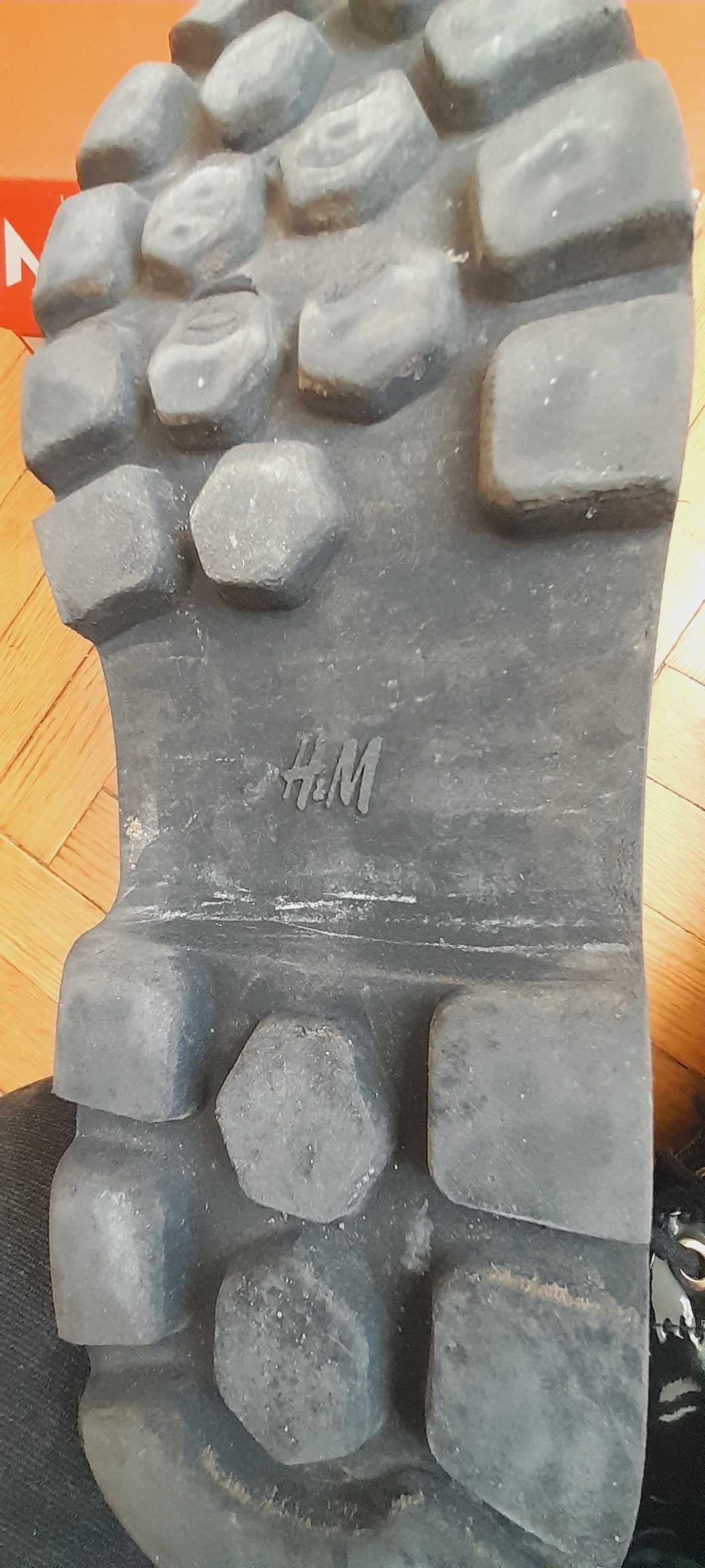 Botki zimowe lakierowane H&M 38