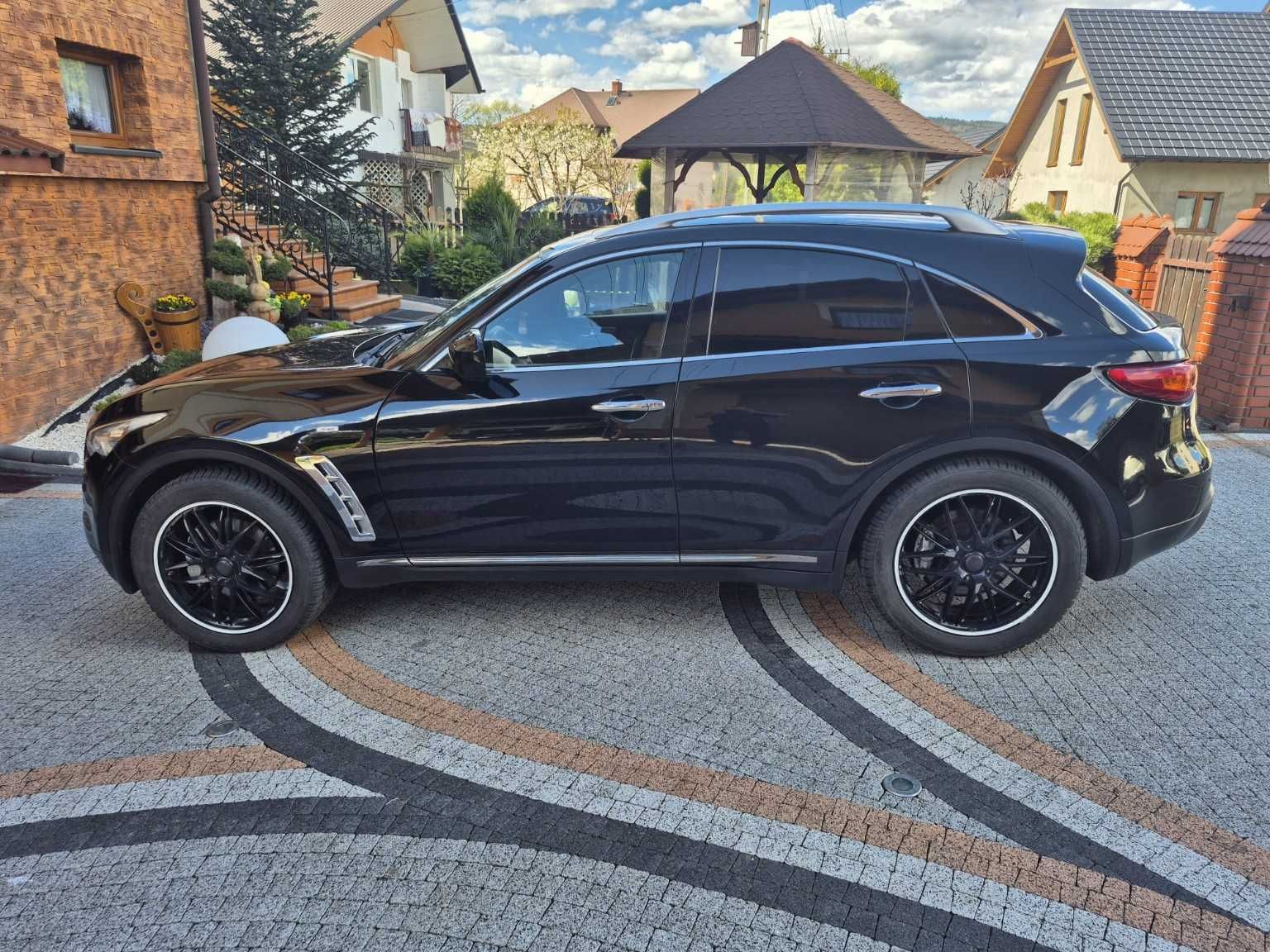Infiniti FX30d S 238KM 4x4 | Full Wyposażenie | Felgi zimowe GRATIS
