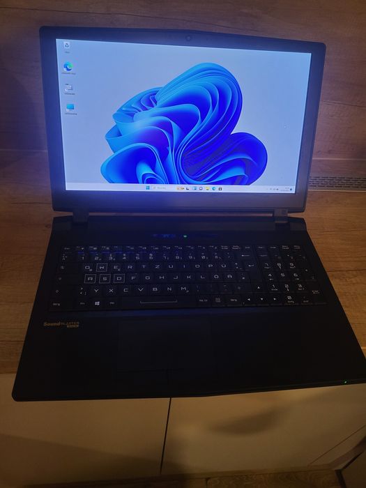 Laptop gamingowy i7 model7700 64gb 256ssd geforce gtx1060 6gb Windows