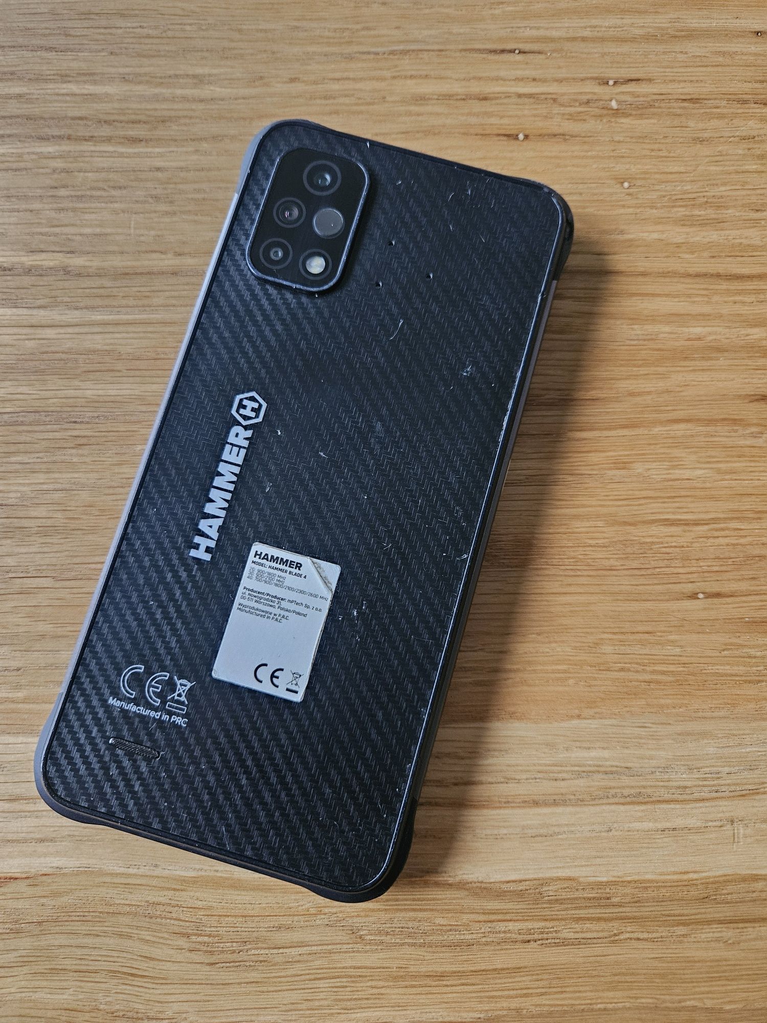 Telefon Hammer Blade 4