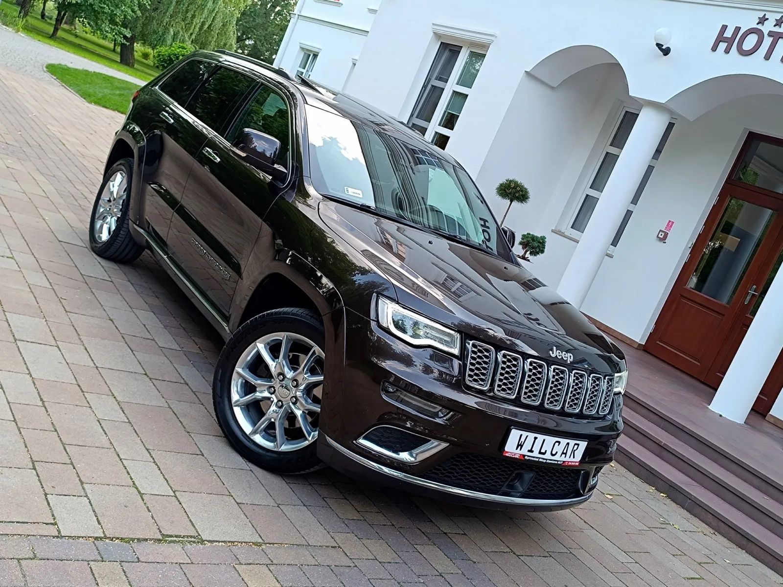Jeep Grand Cherokee 3.0CRD 250KM SUMMIT SALON PL 1ręka FULL opcja LED kamera skóra
