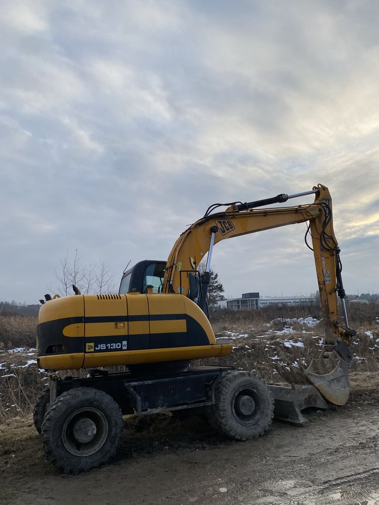 Екскаватор JCB JS 130 2009 рік.