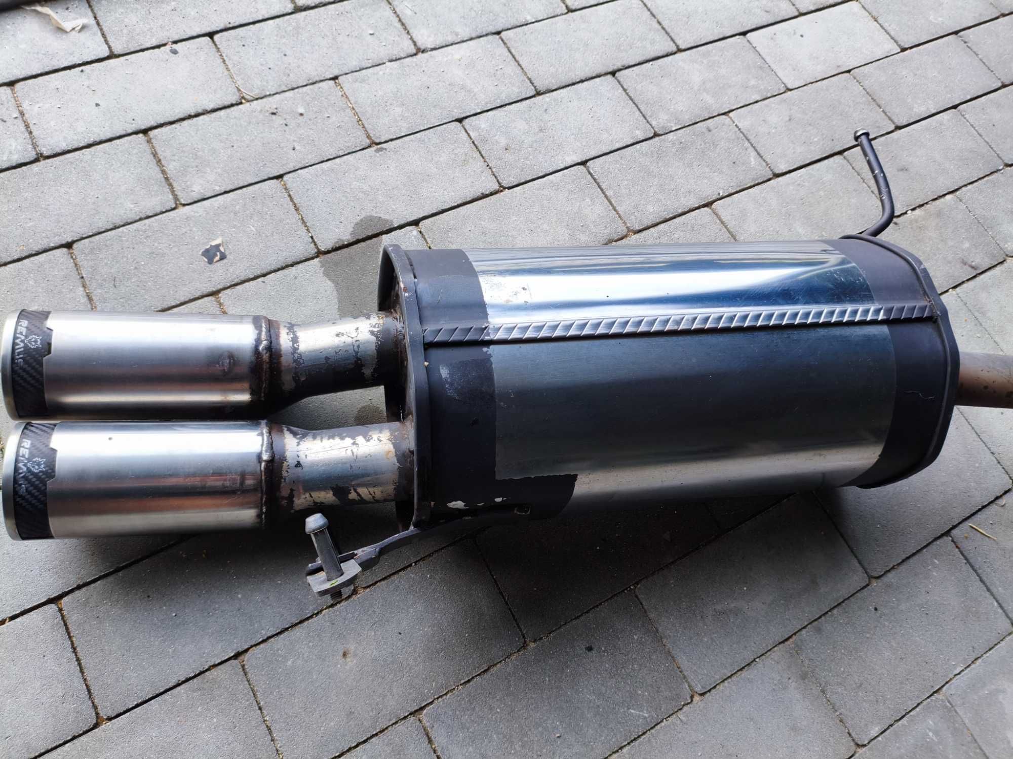 Wydech Tłumik Remus 1084 Carbon