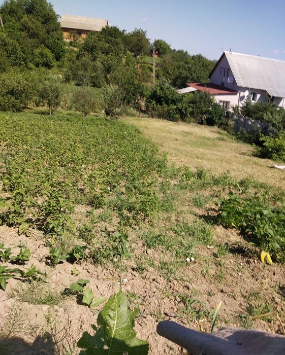 Продам участок під забудову