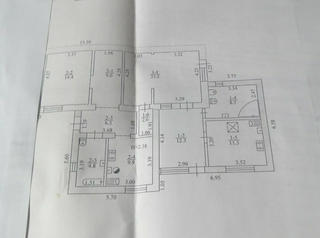 Продам 1/2 дома метро Защитников Украины- 5 мин