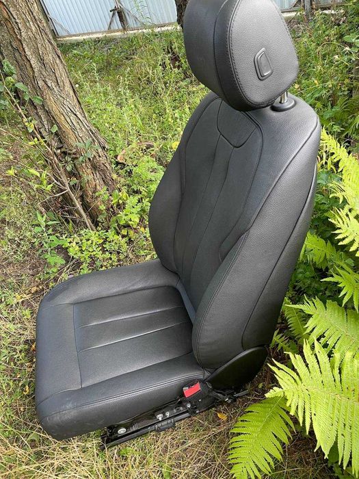 Передние сиденья BMW X5 2014