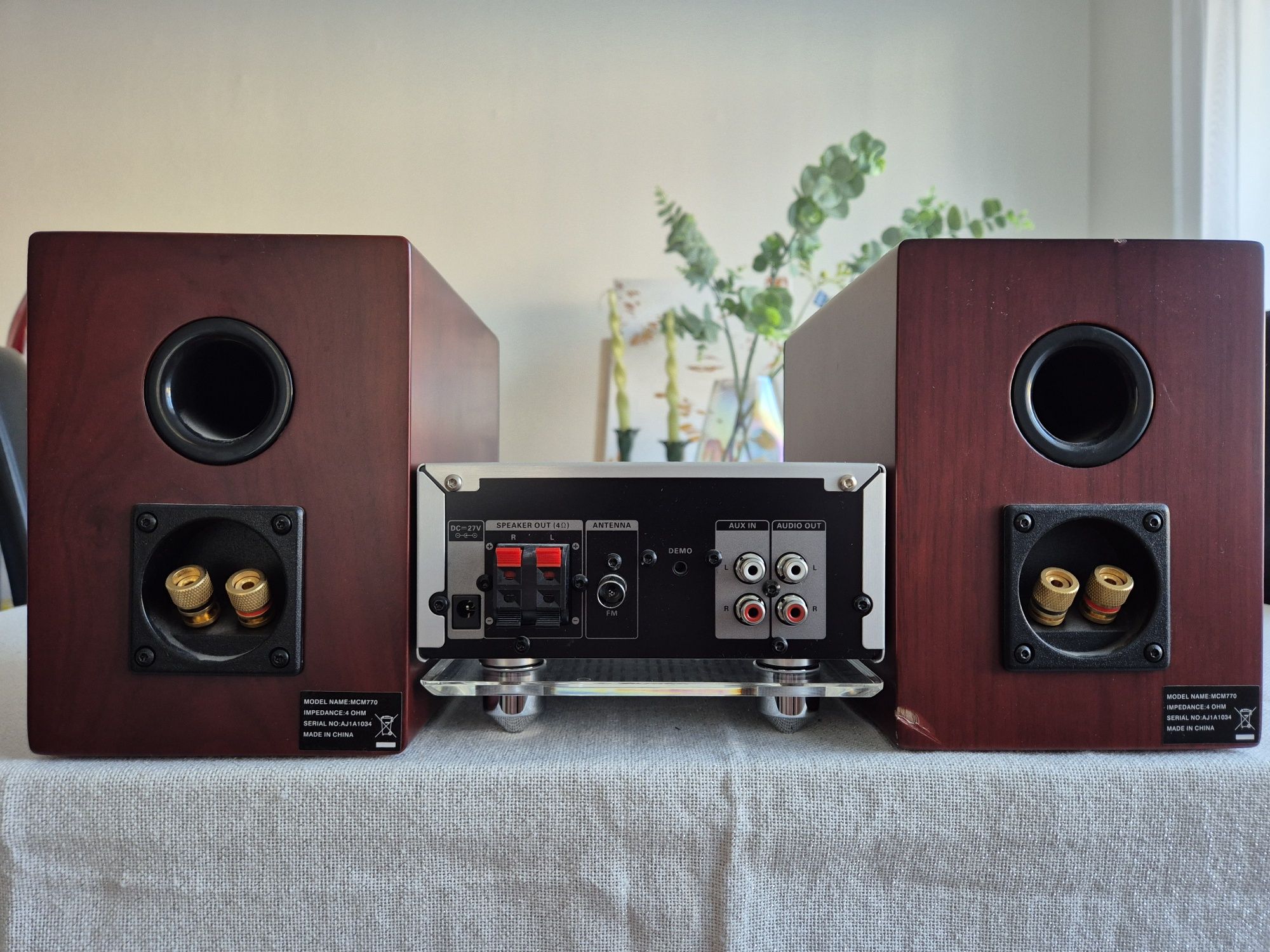 Музичний центр міні система MP3 USB  Philips MCM770/12