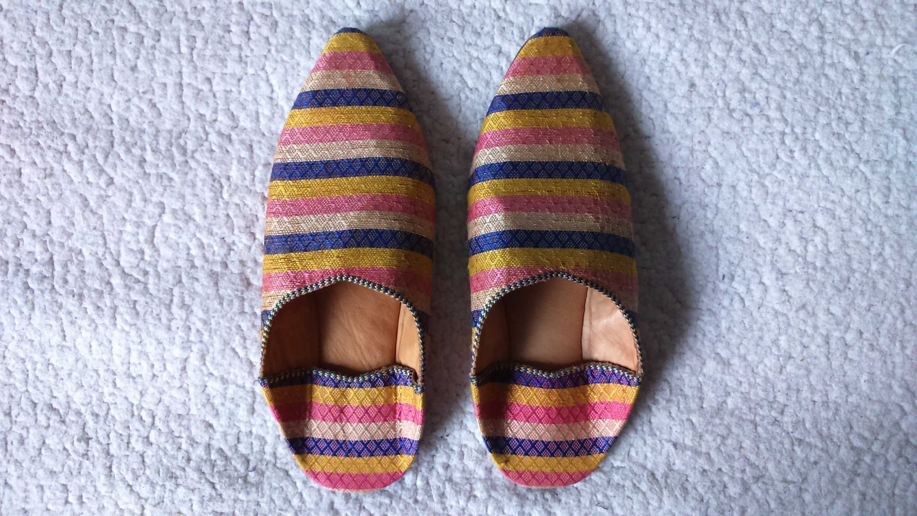 Шльопанці  мюлі шкіра / шовк Мароканські бабуші   KILIM Babouches