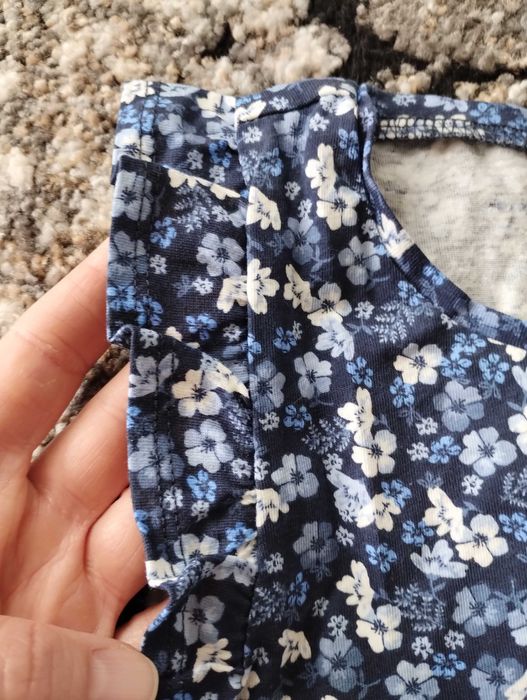 Kombinezon w kwiatki 122/128 6-8 lat H&M nowy falbanki