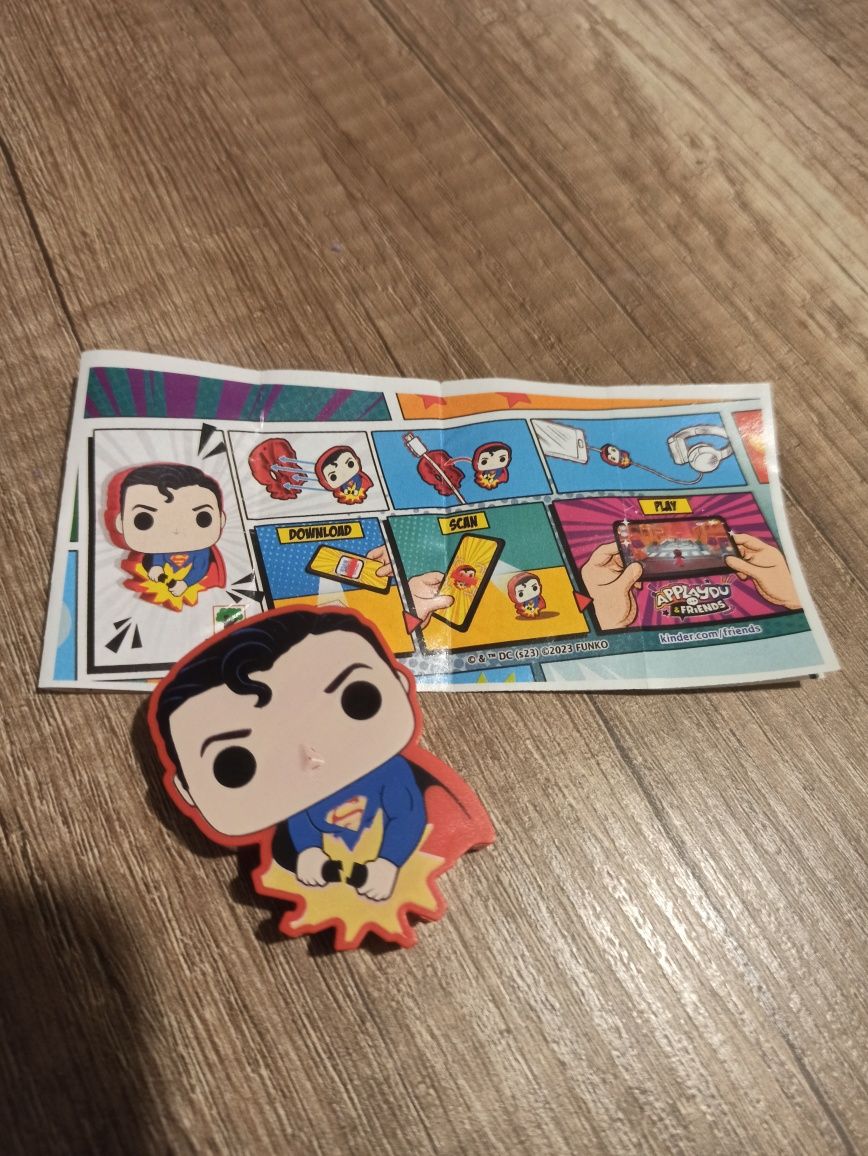 Superman figurka kinder joy DC