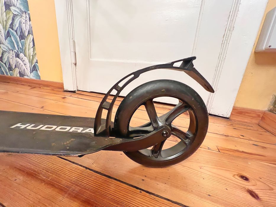 Hulajnoga dla dorosłych Hudora Big Wheel 230 czarna