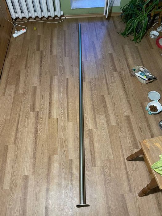 Пілон металевий