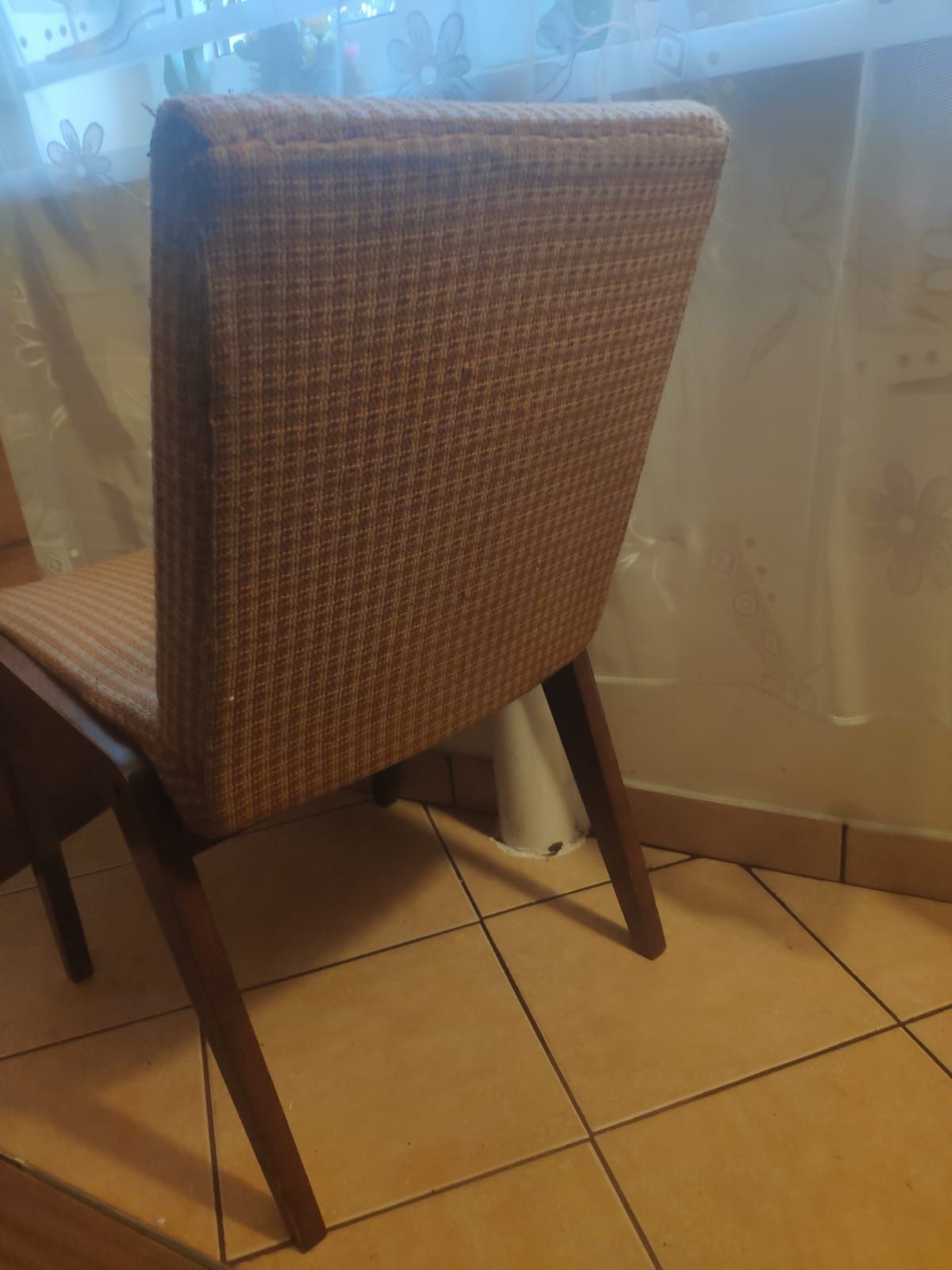 Krzesła, fotele tapicerowane bez podłokietników