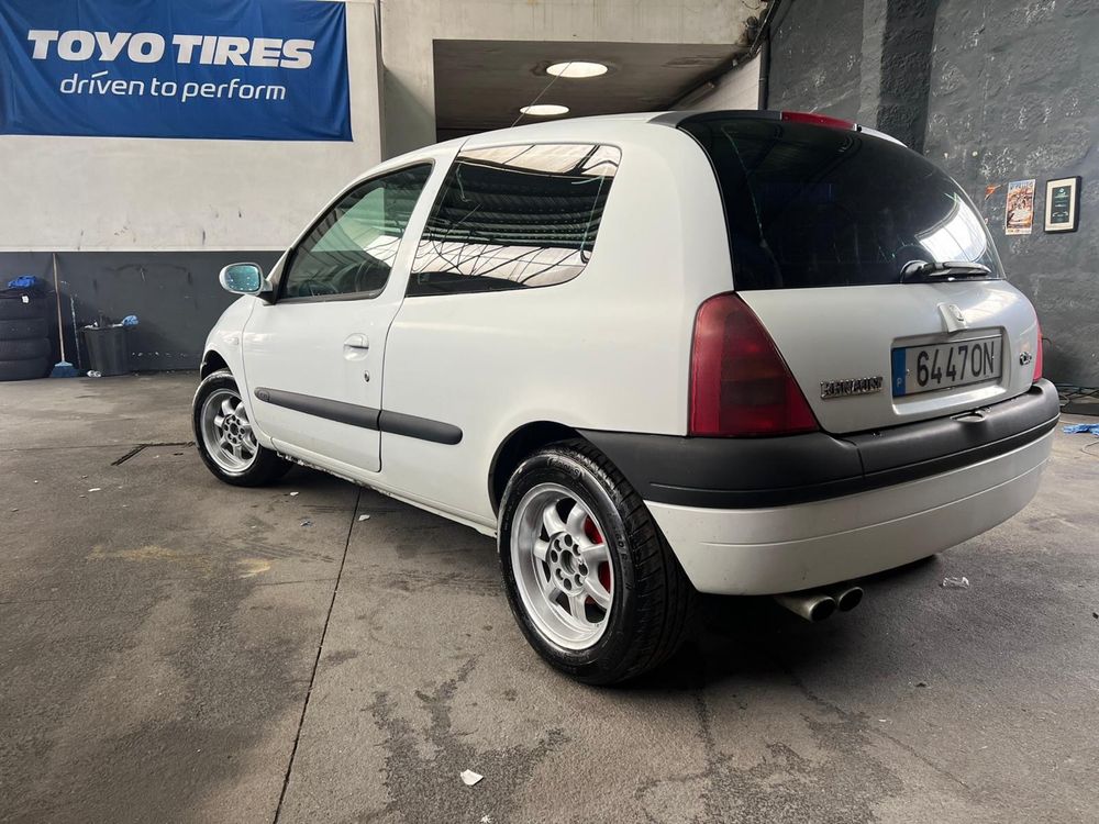 Renault clio 1.9