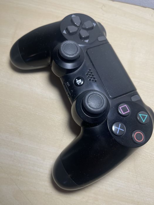 Sprzedam pad do ps4