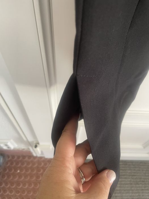 Calcas pretas da zara com racha lateral
