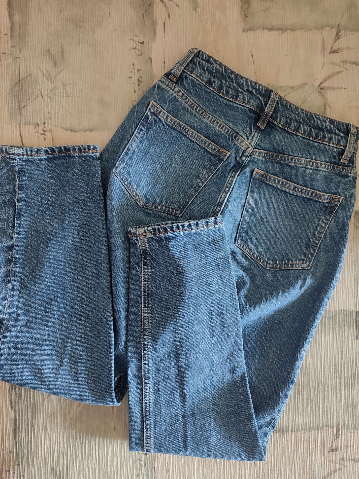 Джинсы H&M EUR 34, XS