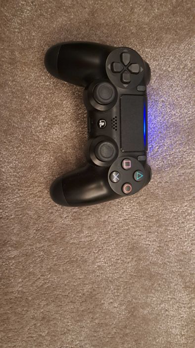 PlayStation 4 slim 1 tb + 10 jogos