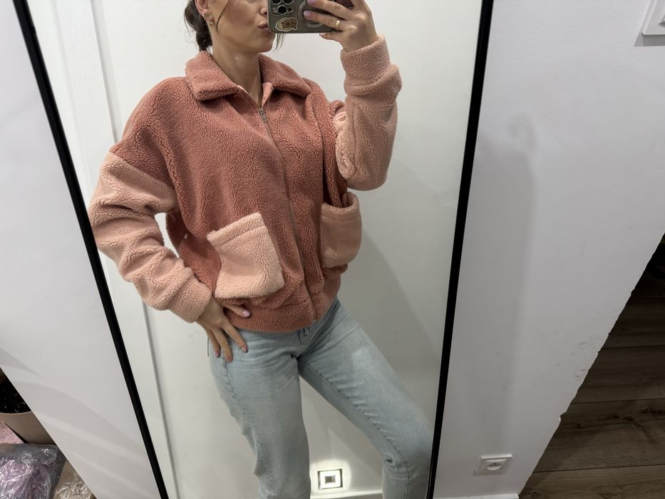 Kurtka bomberka miś baranek in the style