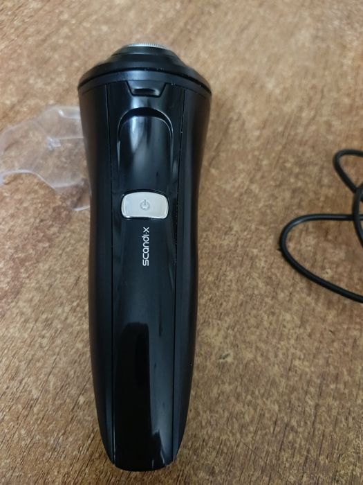 Продам электробритва.