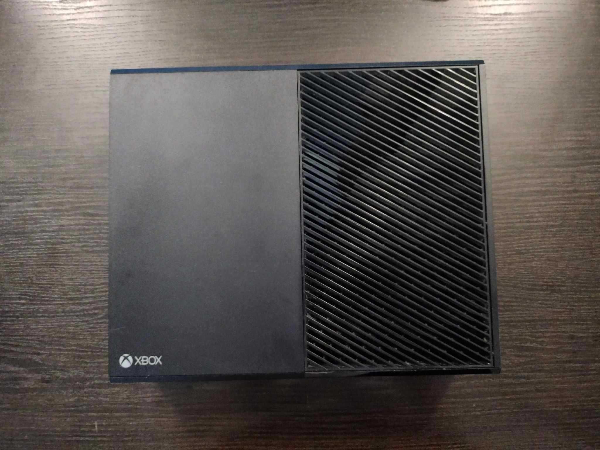 Xbox one 500gb 2 pady + Kinect + gry