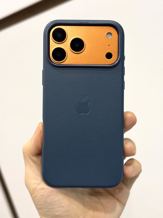Чехол Leather Case iPhone 17 Pro Max (MagSafe)
