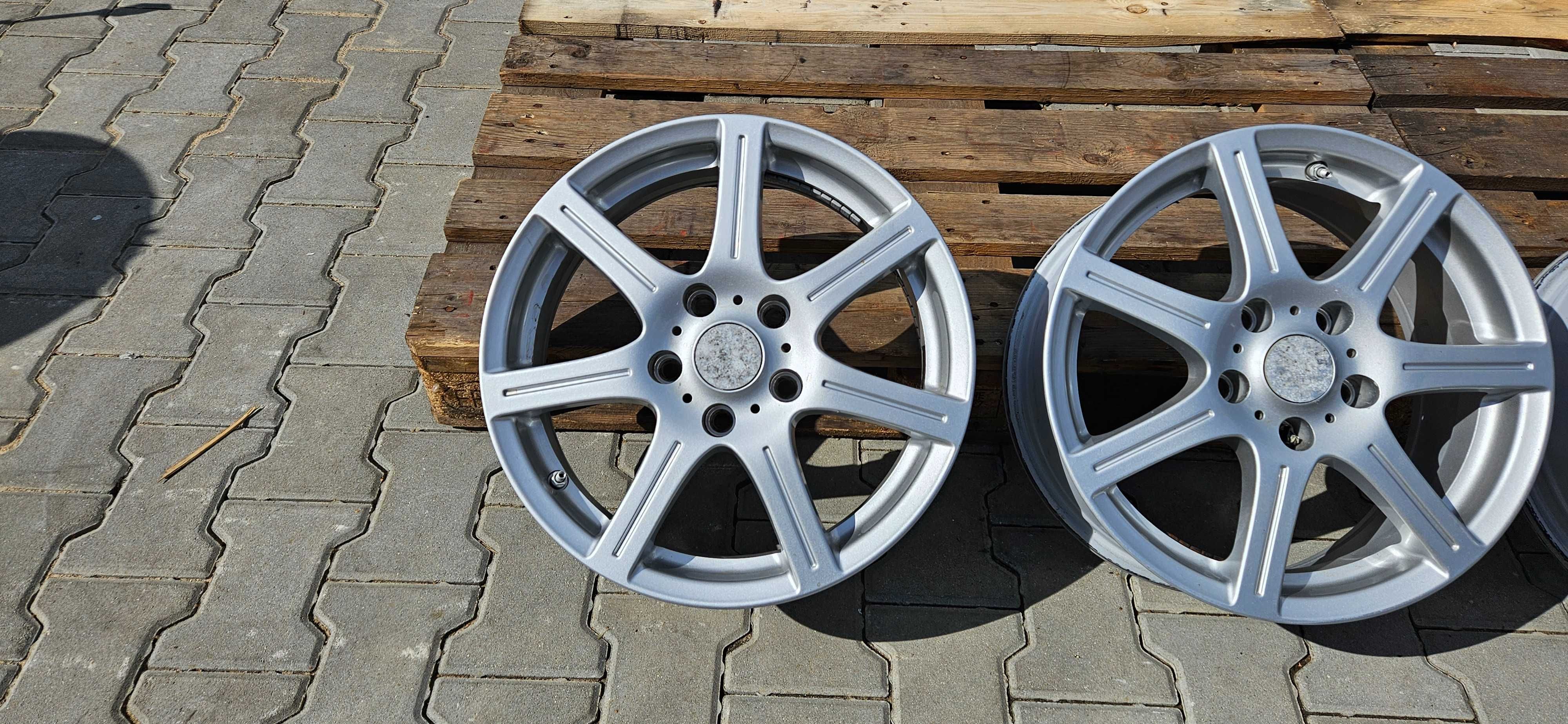 Felgi InterAction 16 cali 6.5jx16 5x114.3 et40 Fi 70