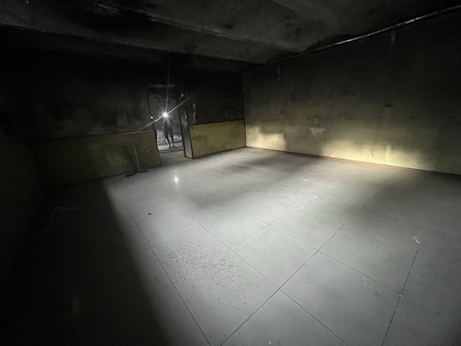 Продам 114 метрів - комерція в центрі Чернівців.