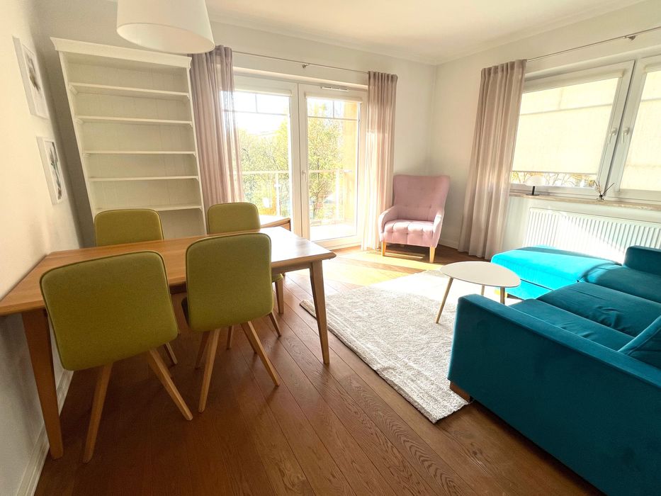 2 pokoje / 2 szafy / duży balkon / parking / piwnica /Winogrady/Sołacz