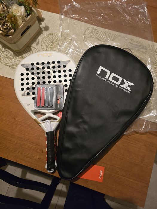 Raquete de padel AT10 Luxury Genius 12k Alum XTREM 2026 Agustin Tapia