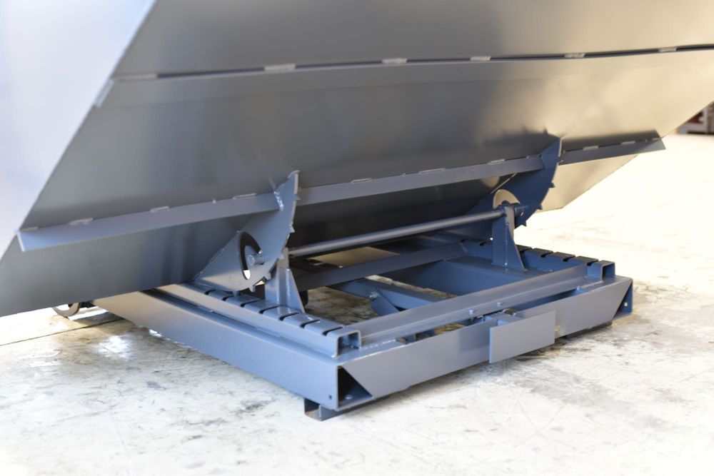 Kontener / Koleba / Kontener do wózka / Kontener samowyładowczy 2200L