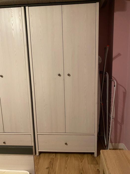 Szafa ubraniowa wolnostojąca 2 sztuki
