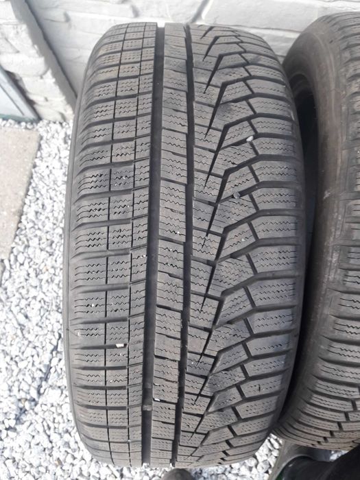 Opony zimowe Hankook Evo 2 rozmiar 225x50R17 98H