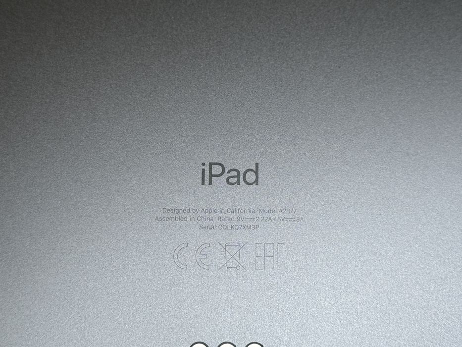 iPad Pro 11 3. gen. (A2377) - blokada iCloud, zbity - faktura VAT 23%