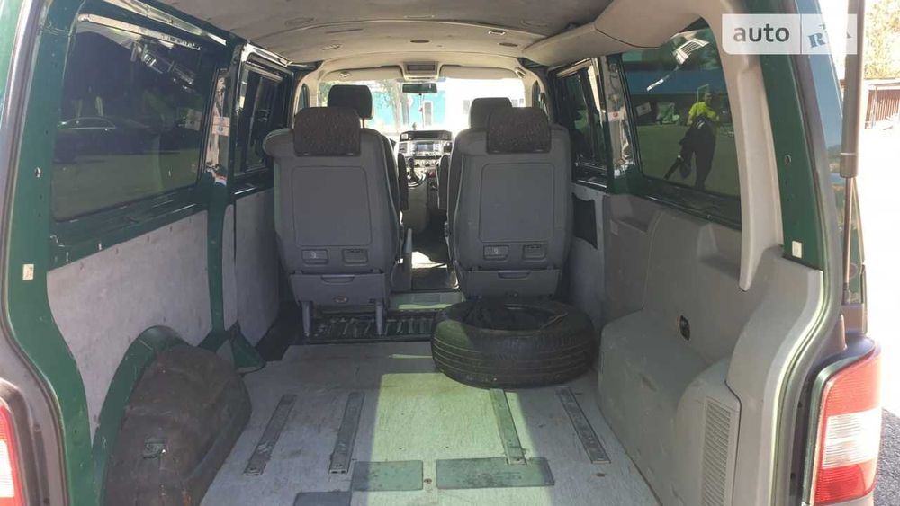 Продам VW T5 2011р. 345тис.км   2.0 TDI