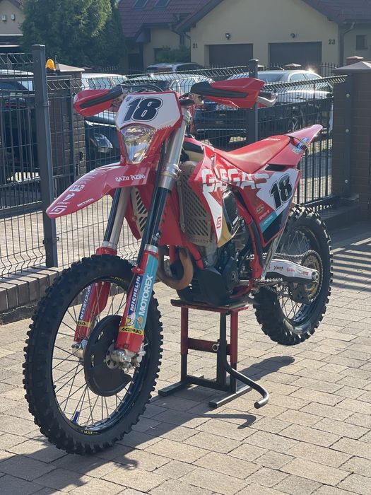 Gas Gas 350 4T 2024, FV, Akrapovic, Magura, KYB