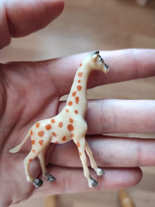 Набор игрушечных животных ( зоопарк) 9 штук Англия