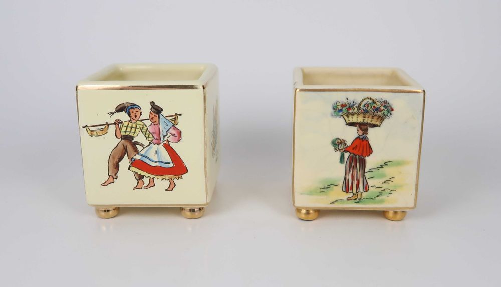 Faiança Modernista Portuguesa Aleluia - 2 jarras mod. X-186