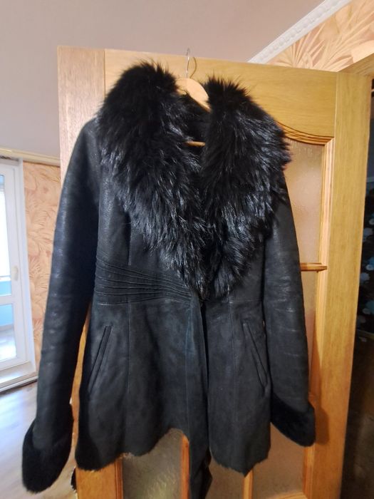 Продам чудову жіночу дублянку!