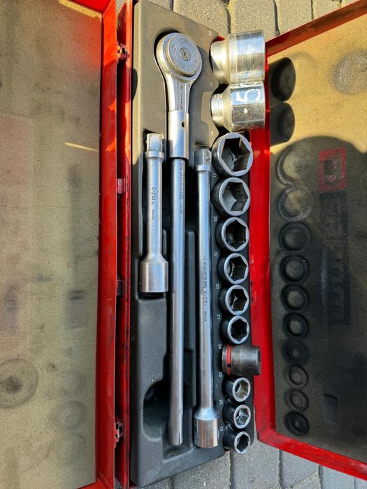 Klucze nasadowe firmy Facom 3/4