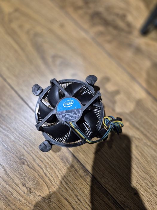 chlodzenie intel