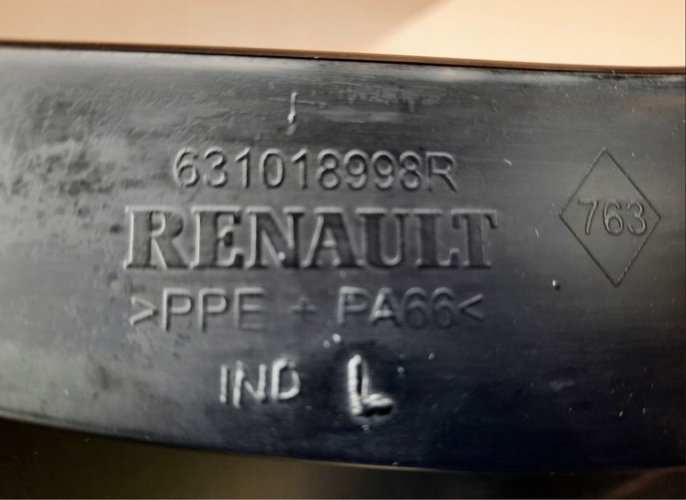Blotnik Renault Captur